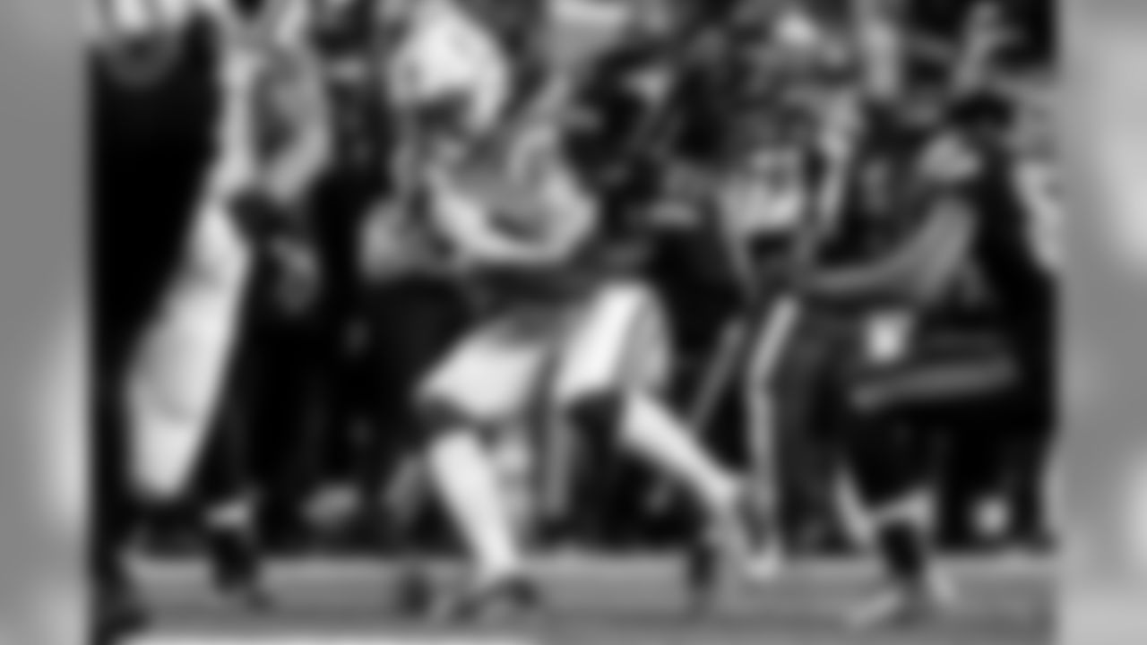 29 Hooker, Malik S 6-2 212 21 R Ohio State