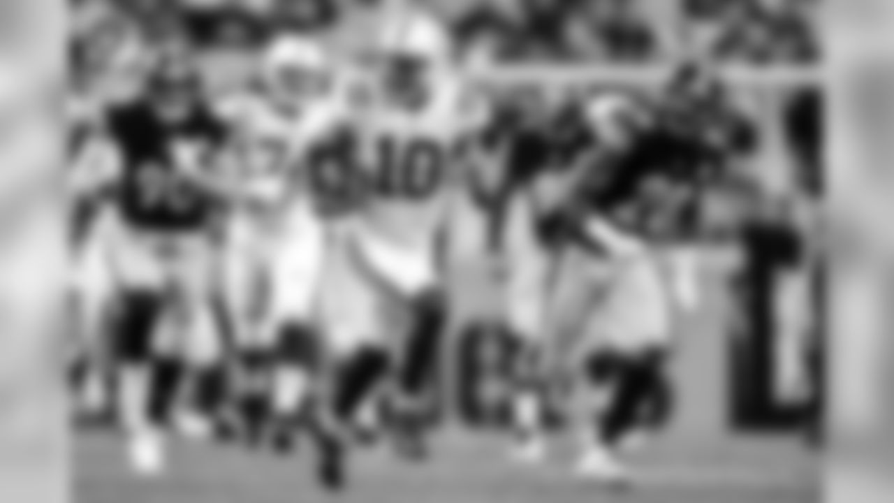 10 Moncrief, Donte WR 6-2 216 24 4 Mississippi