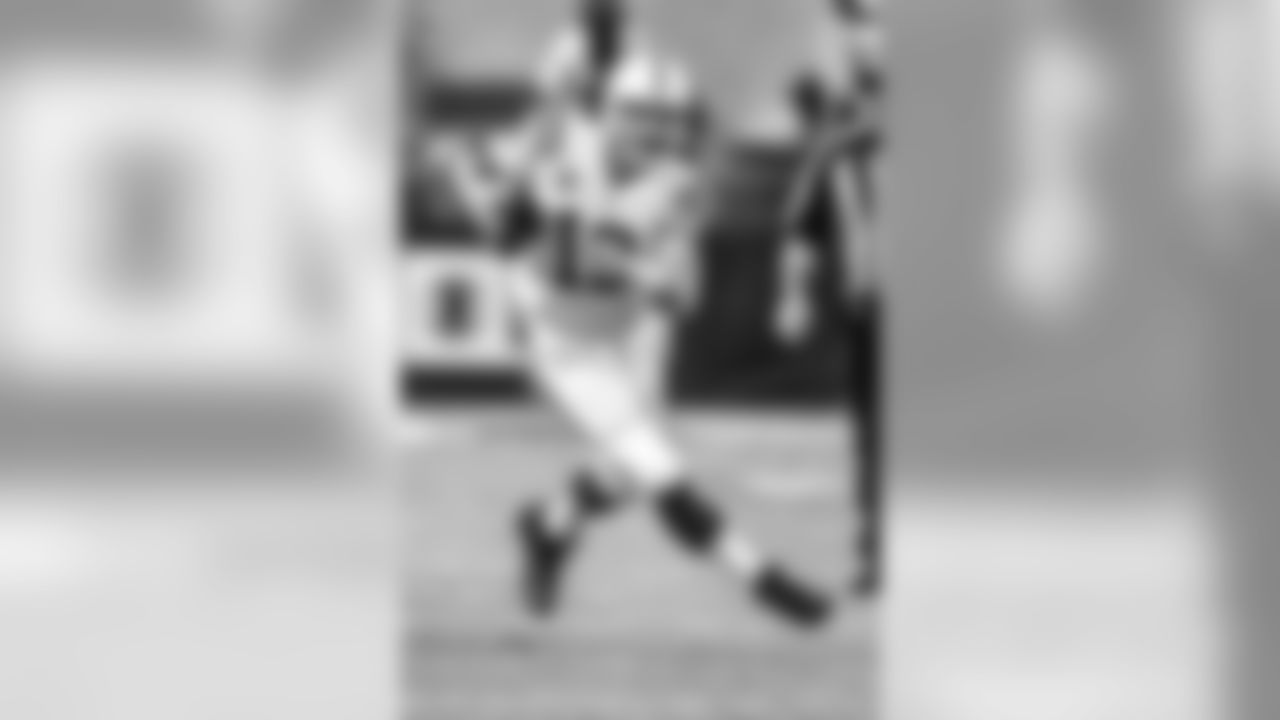 12 Luck, Andrew QB 6-4 240 28 6 Stanford