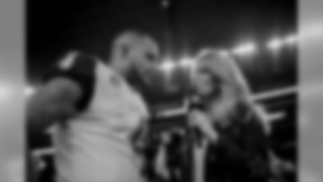 20171130_dak_prescott_selects_jj61740.jpg