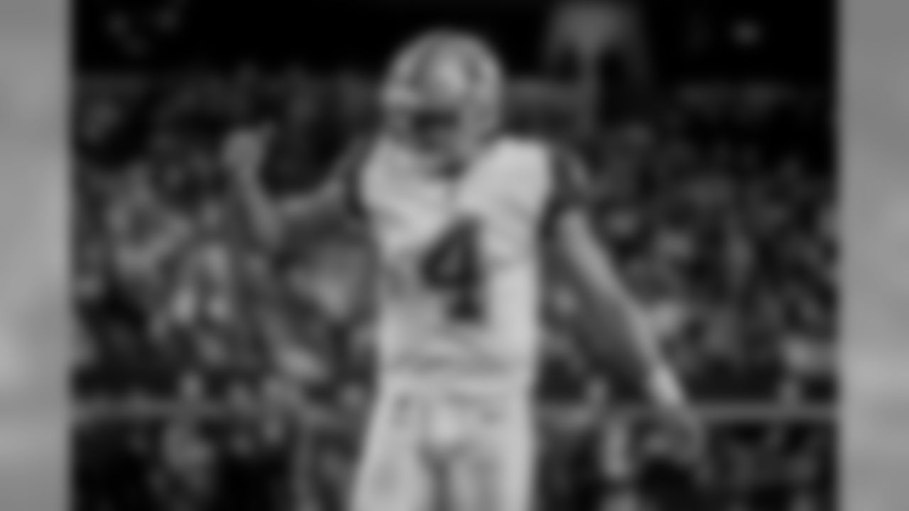 20171130_dak_prescott_selects_jj61810.jpg
