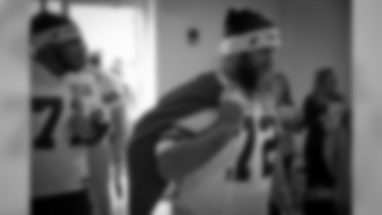 20161205_dal_childrens_hospital_visit08.jpg