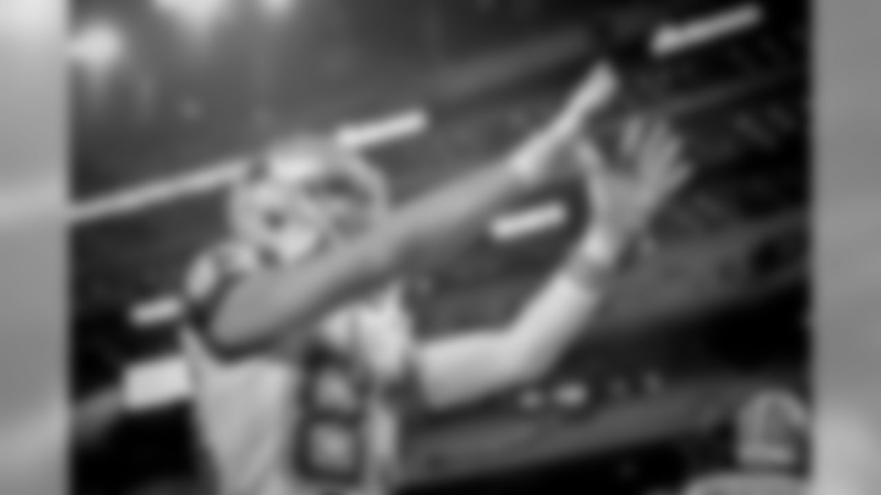 20171130_terrance_williams_selects_jj61884.jpg