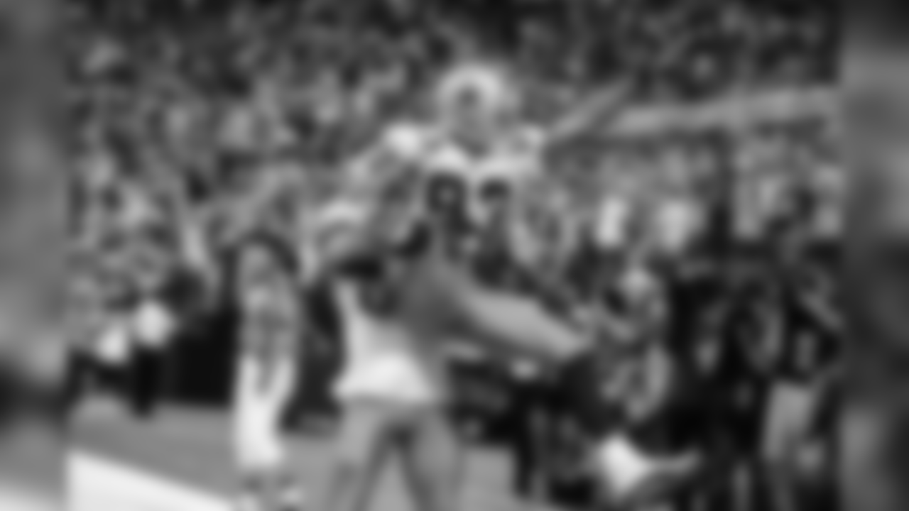 02 Nov 2003: WR Terry Glenn (83) of the Dallas Cowboys is lifted into the air by Antonio Bryant in celebration of Glenn's touchdown in the Dallas Cowboys 21-14 win over the Washington Redskins at Texas Stadium in Irving, TX.