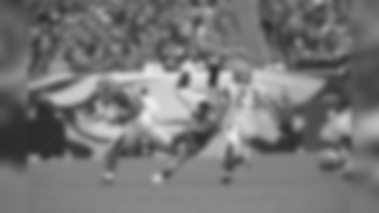 Ertz's 75 catches are the third-highest total by an Eagles TE in franchise history