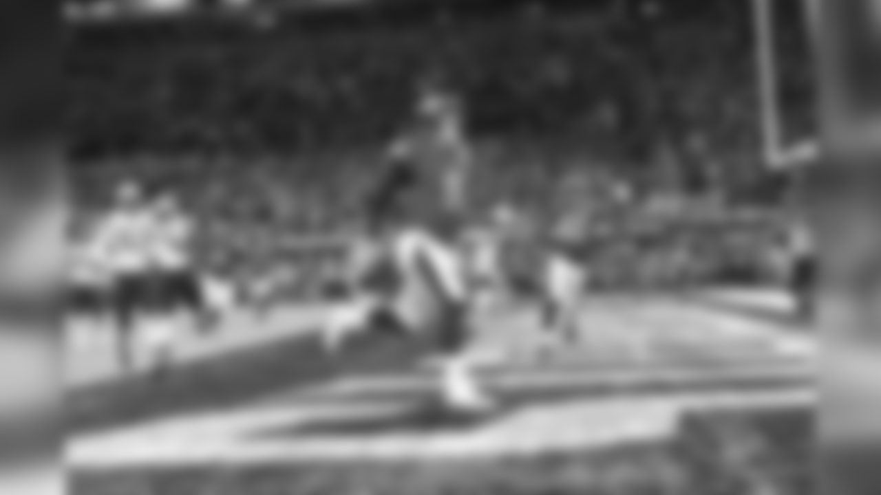 QB Nick Foles