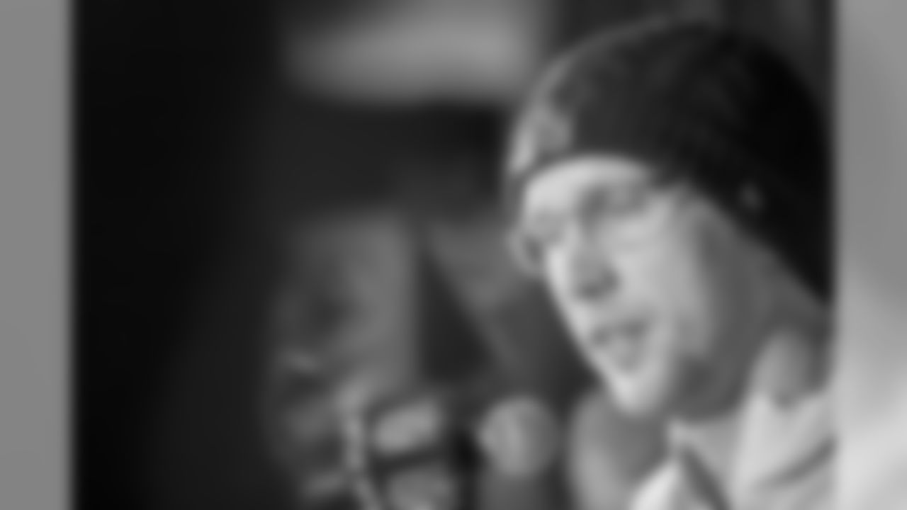 QB Nick Foles
