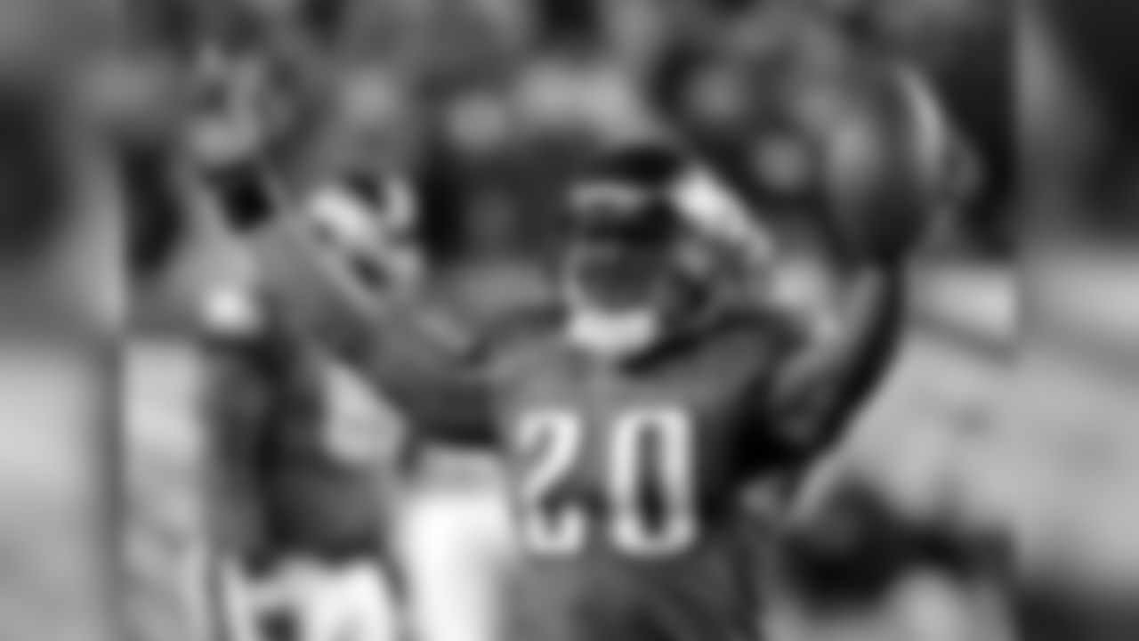 Dawkins finished his Eagles career with 34 interceptions, tied for first in team history