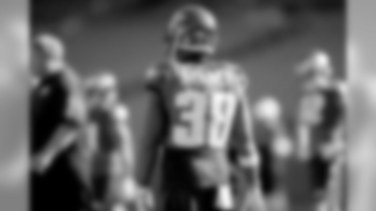 RB Kenjon Barner