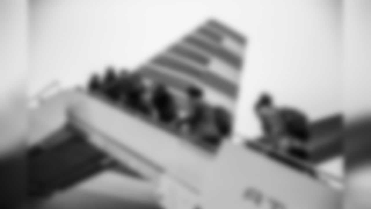 Eagles players board the plane to Minnesota