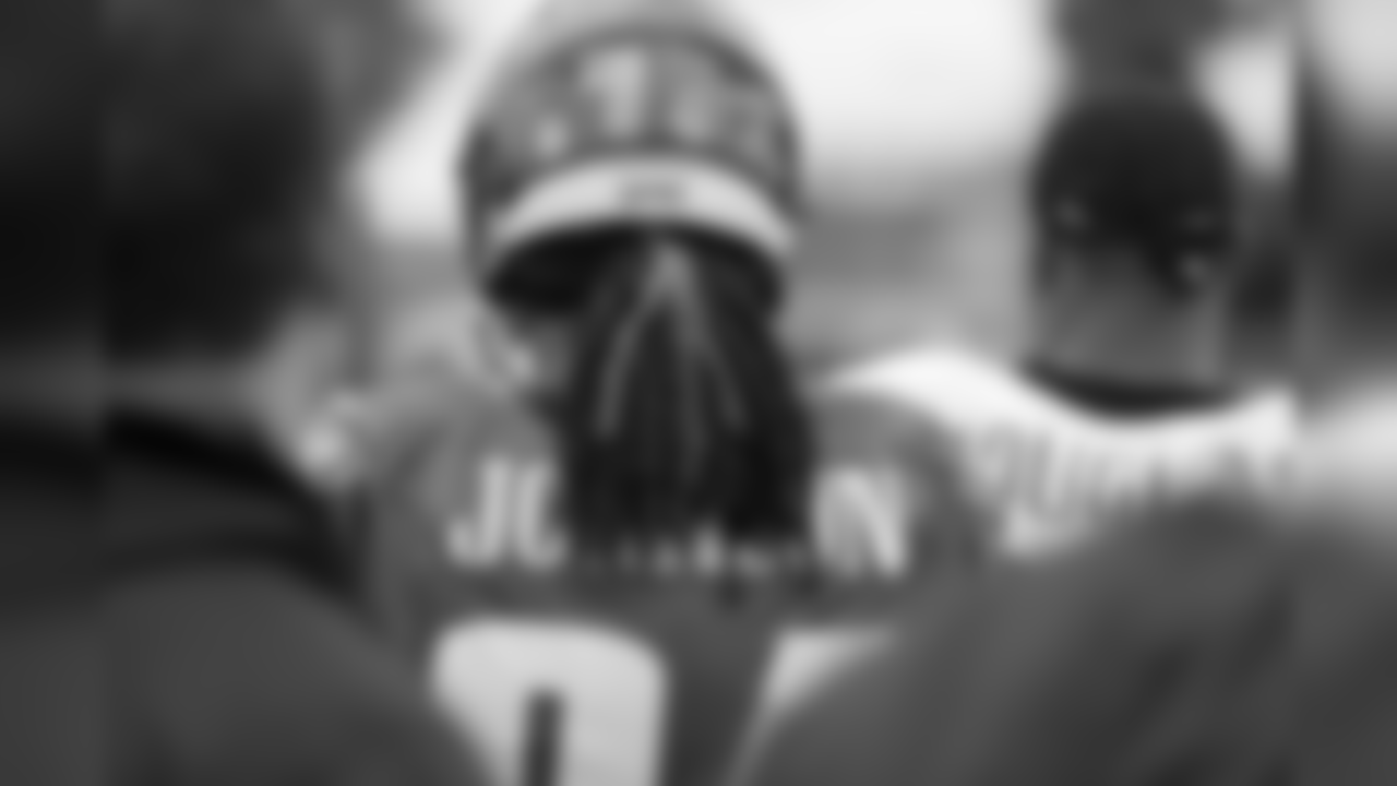 WR Marcus Johnson