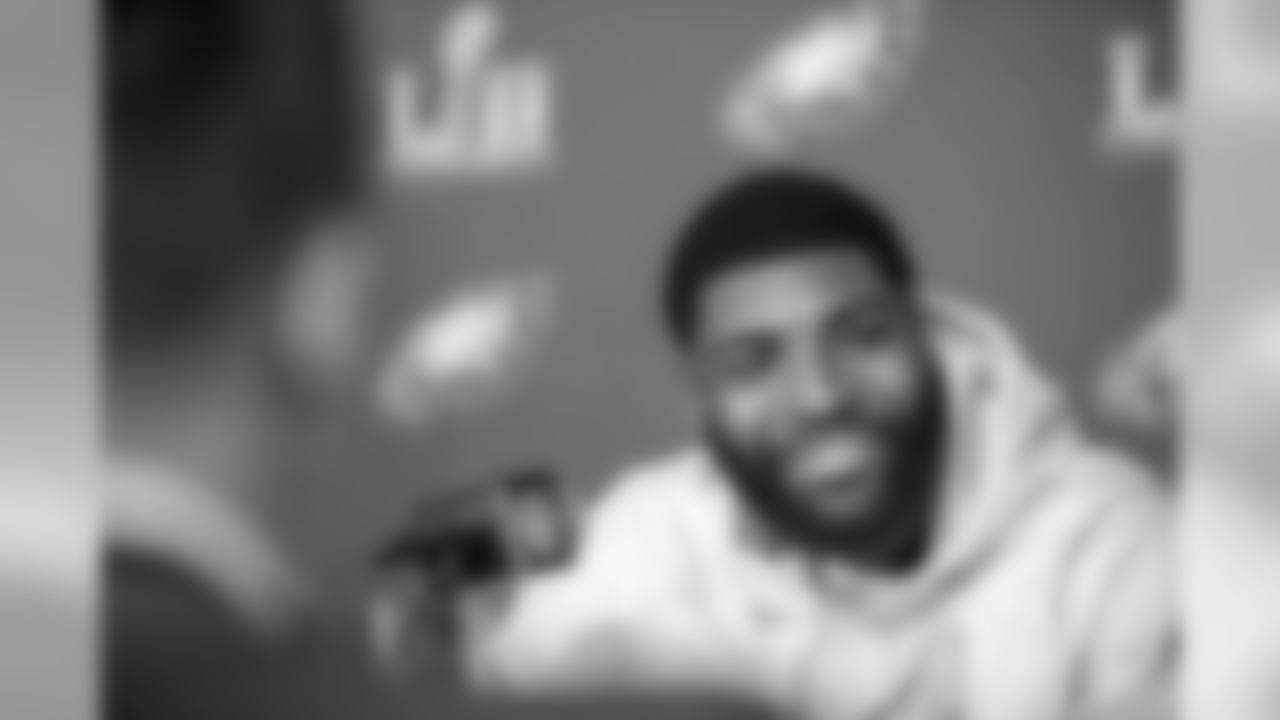 DE Vinny Curry
