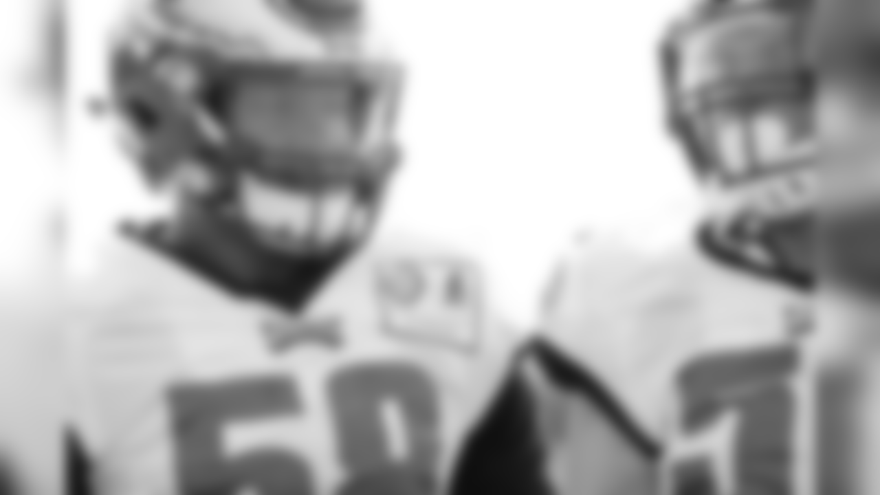 LB Jordan Hicks and LB Kamu Grugier-Hill