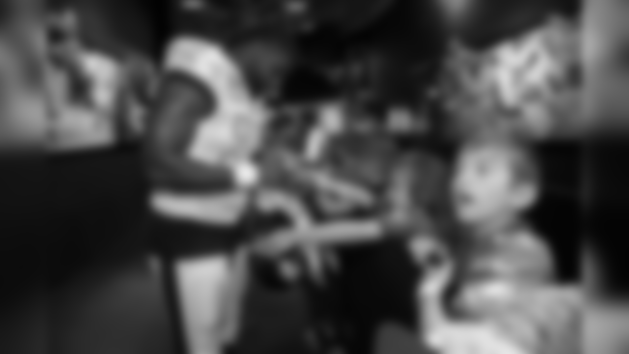 DE Vinny Curry