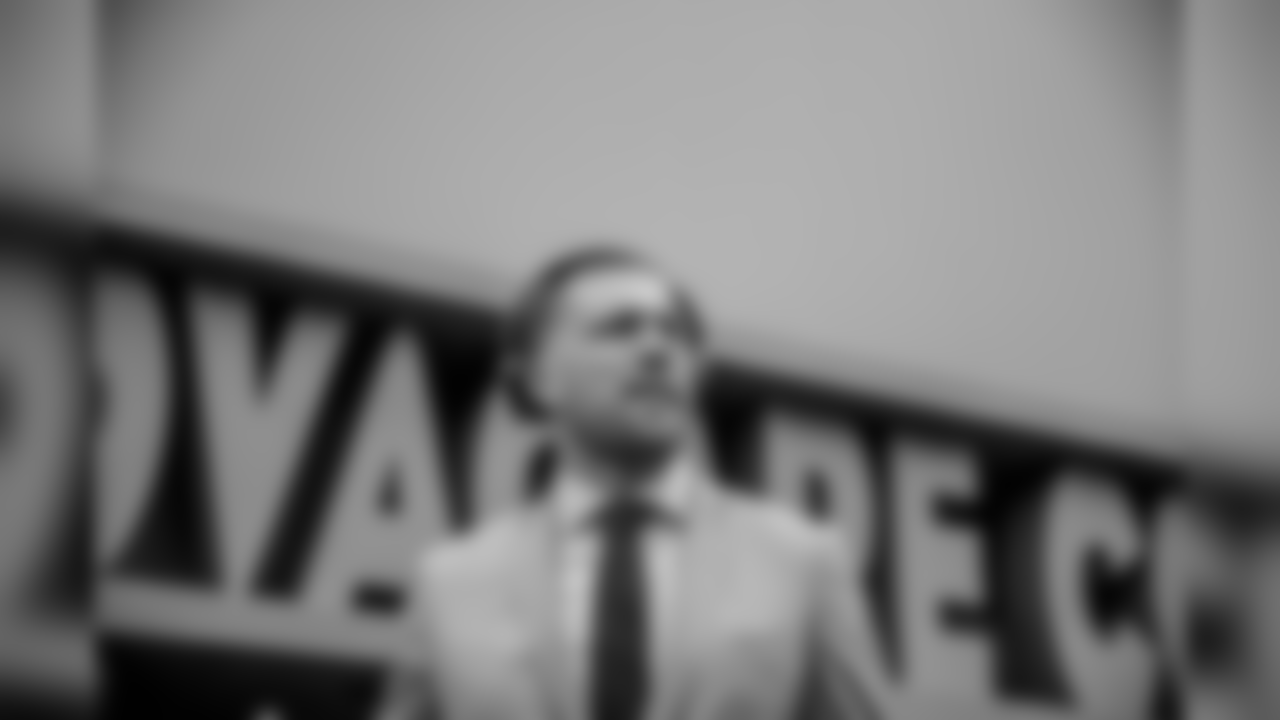 TE Zach Ertz