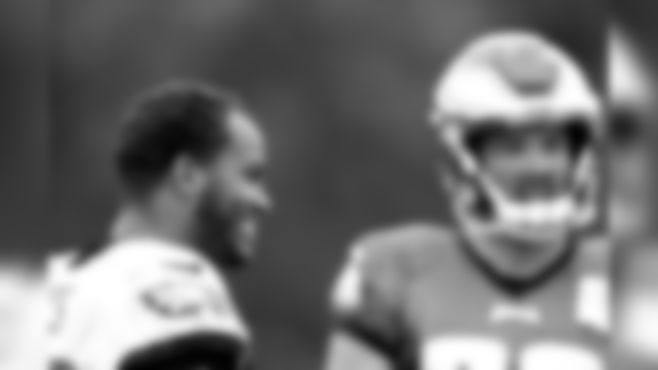 LB Jordan Hicks