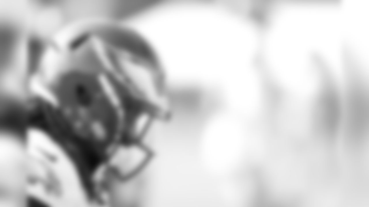 CB Ron Brooks