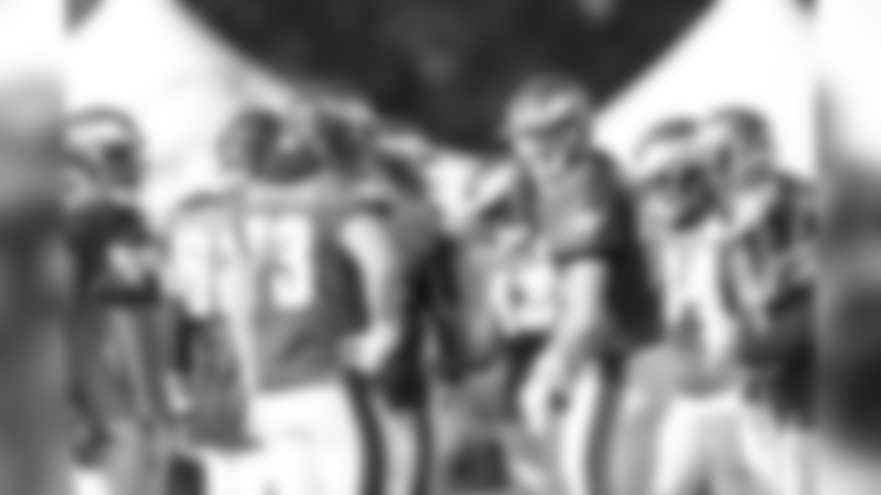 QB Carson Wentz