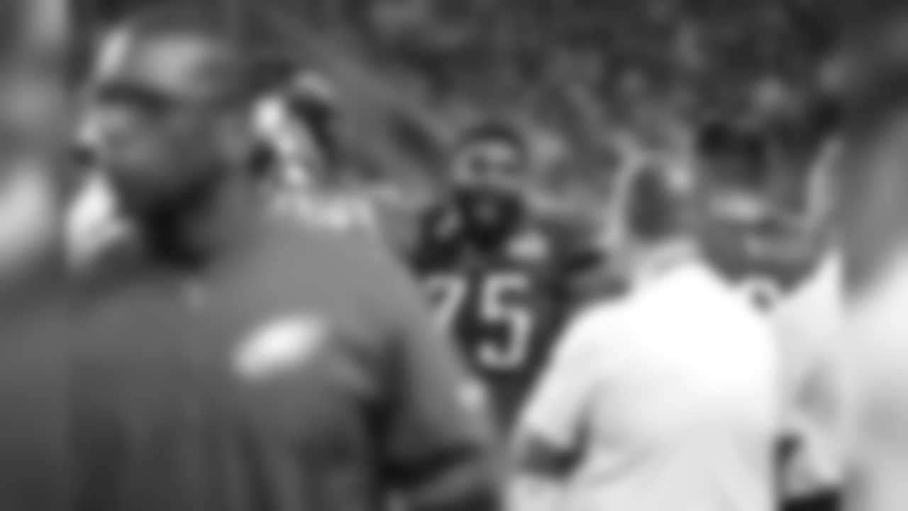 DE Vinny Curry
