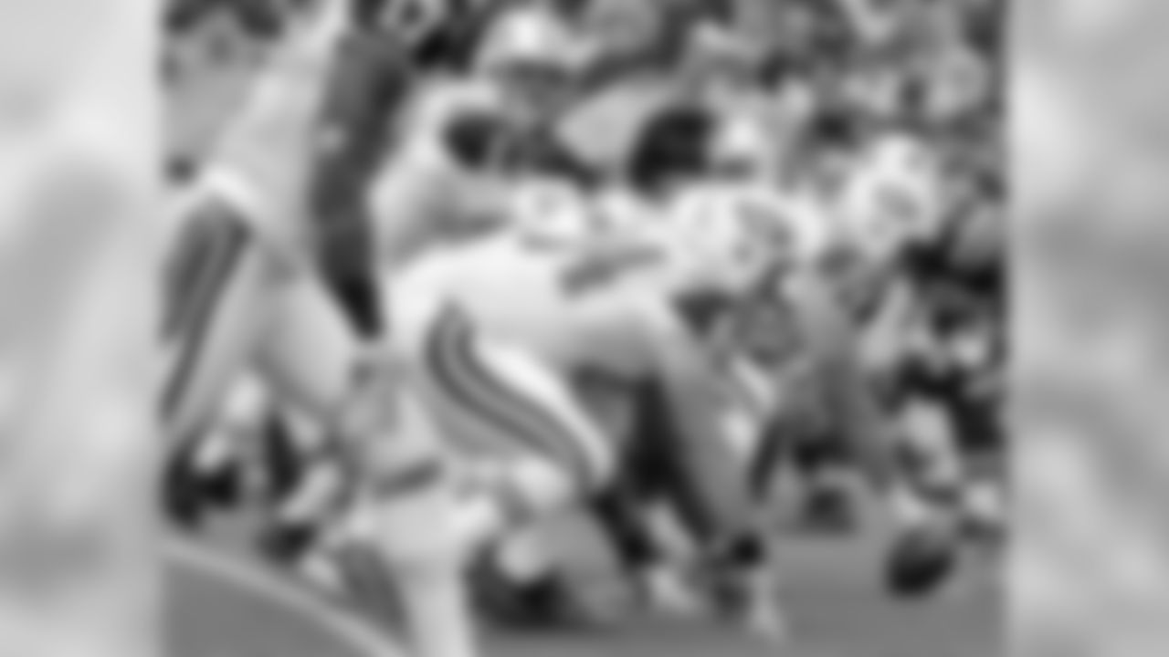 2010 Week 4 Jets at Bills Game Photos