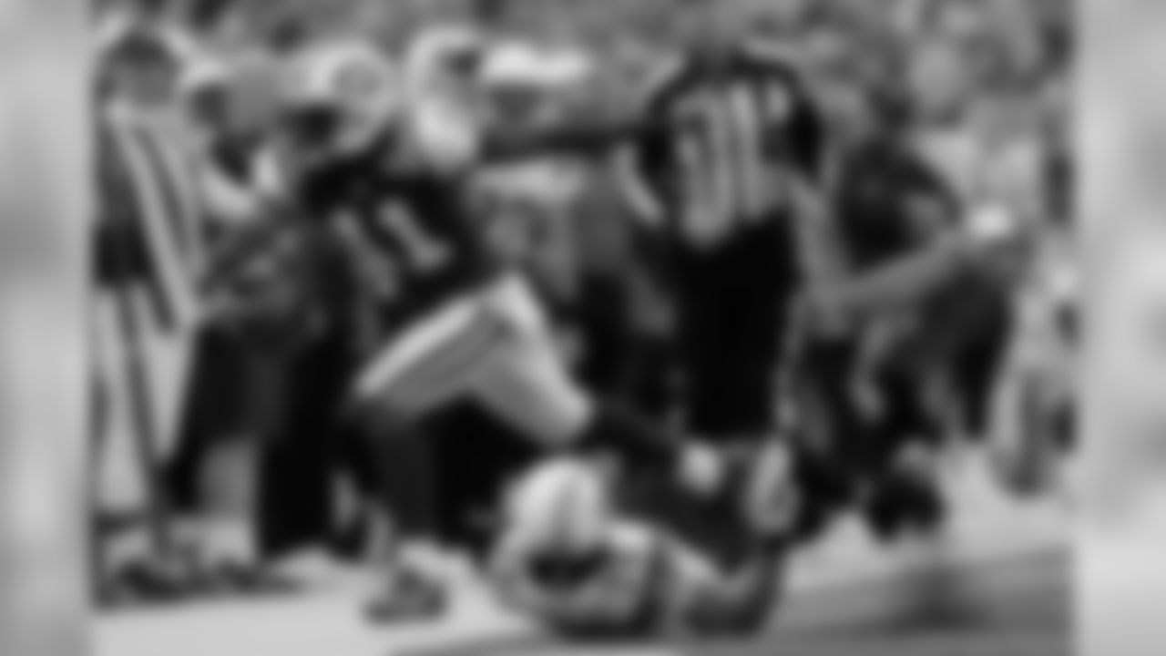 2011 Regular Season Week 7 Jets vs. Chargers Game Photos
