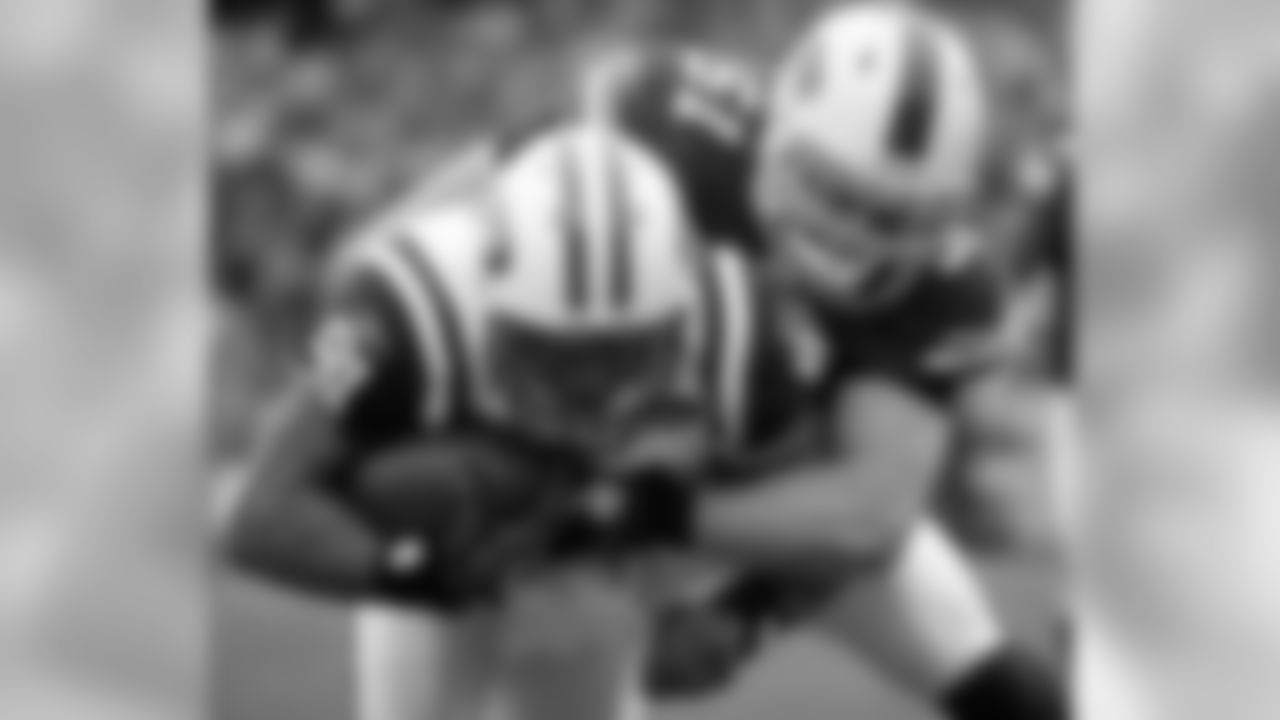 2010 Week 4 Jets at Bills Game Photos