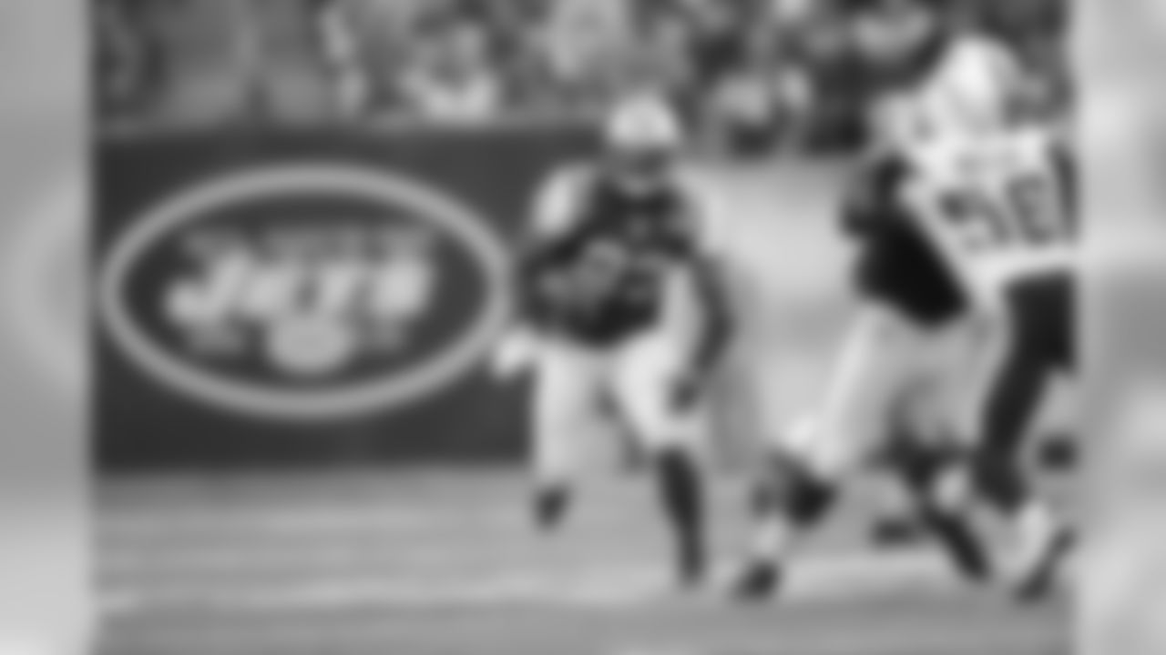 2011 Regular Season Week 7 Jets vs. Chargers Game Photos