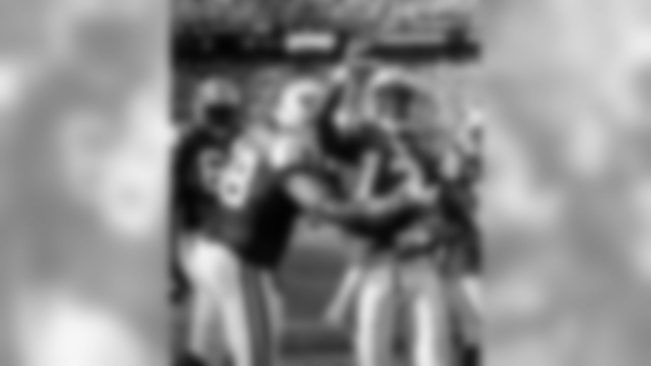 2011 Regular Season Week 7 Jets vs. Chargers Game Photos