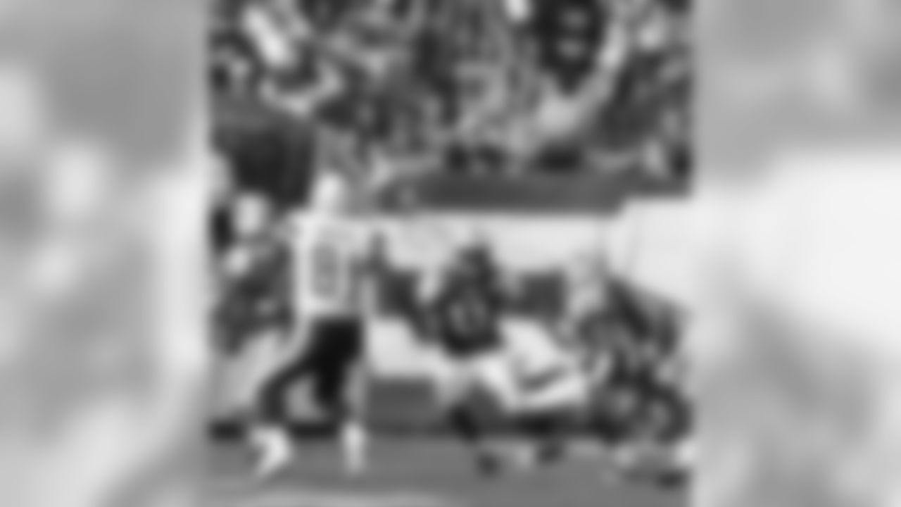 2011 Regular Season Week 7 Jets vs. Chargers Game Photos