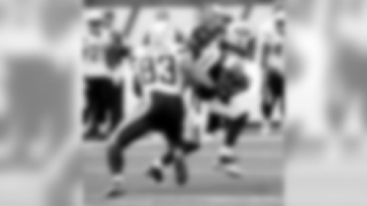 2011 Regular Season Week 7 Jets vs. Chargers Game Photos
