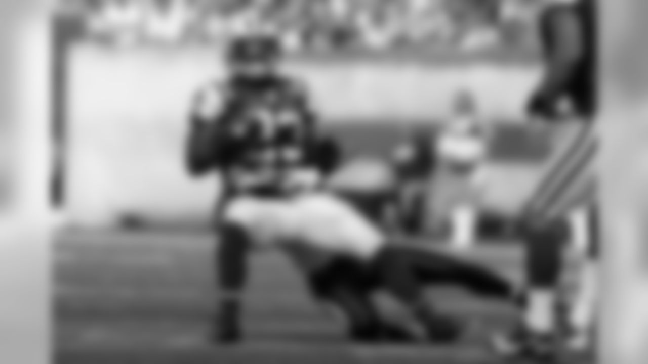 2011 Regular Season Week 7 Jets vs. Chargers Game Photos