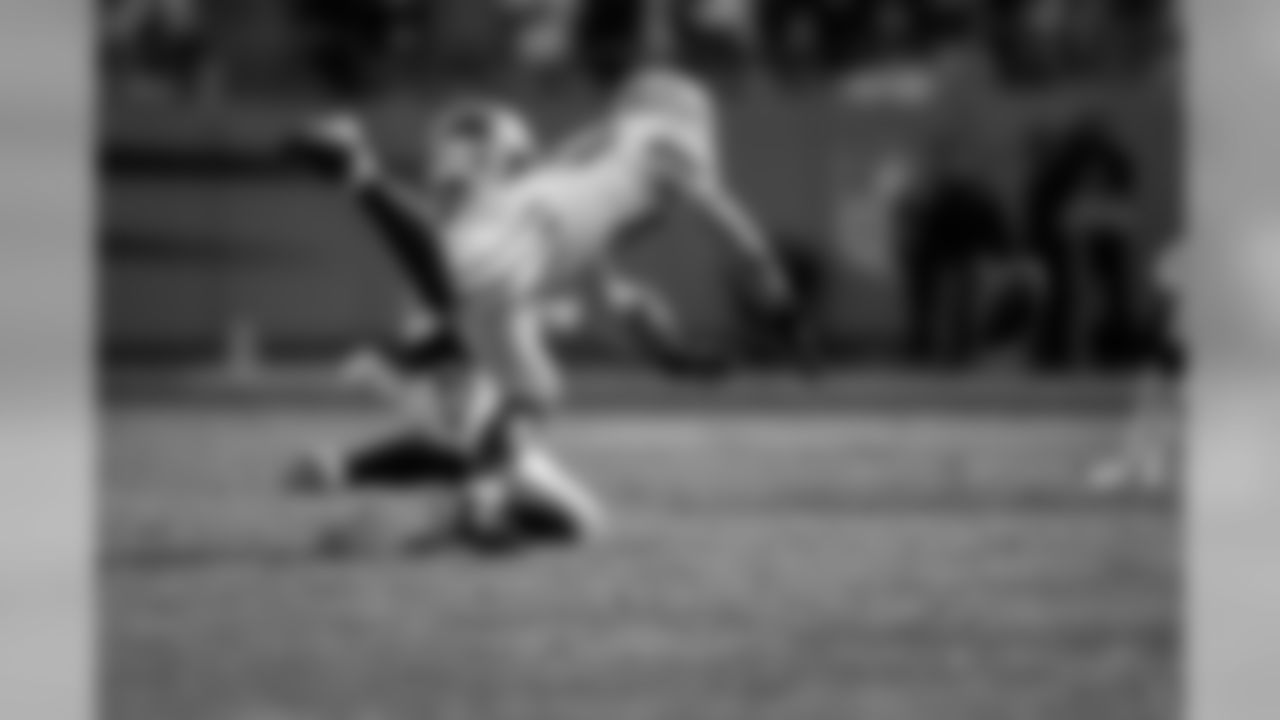 He was the first defensive player Green Bay had selected from Stanford since DE Lester Archambeau was chosen in the seventh round (No. 186 overall) in 1990.