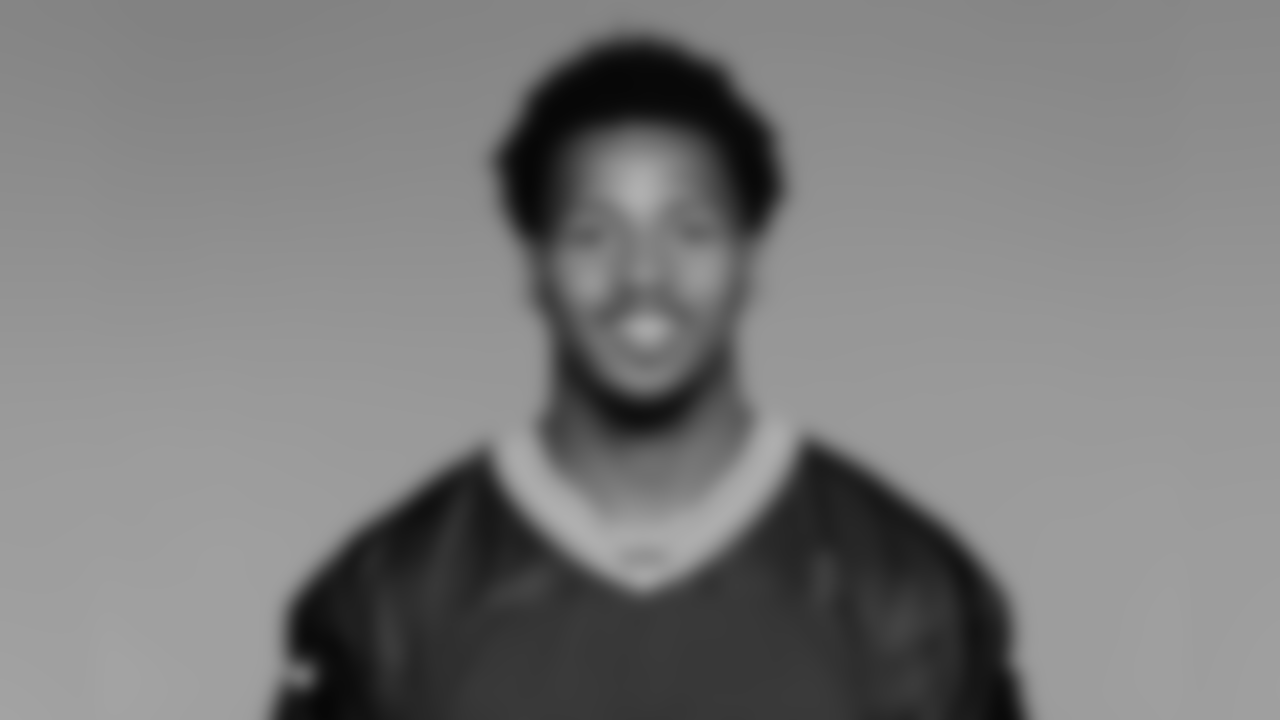 93 — LB Reggie Gilbert