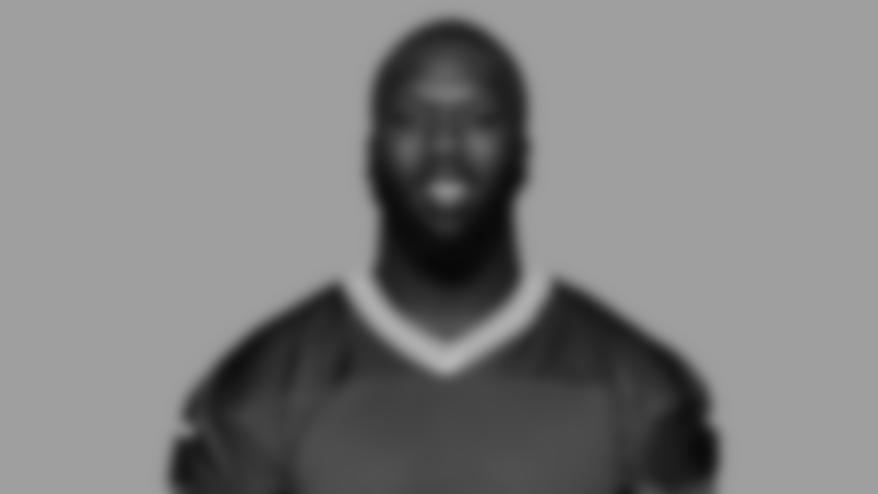 91 — DT Quinton Dial