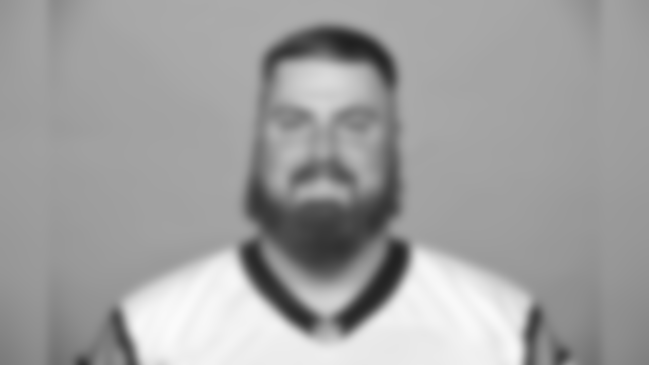 RT Mike Remmers