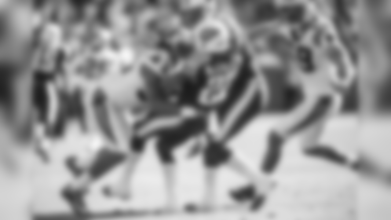 LB Shaq Thompson