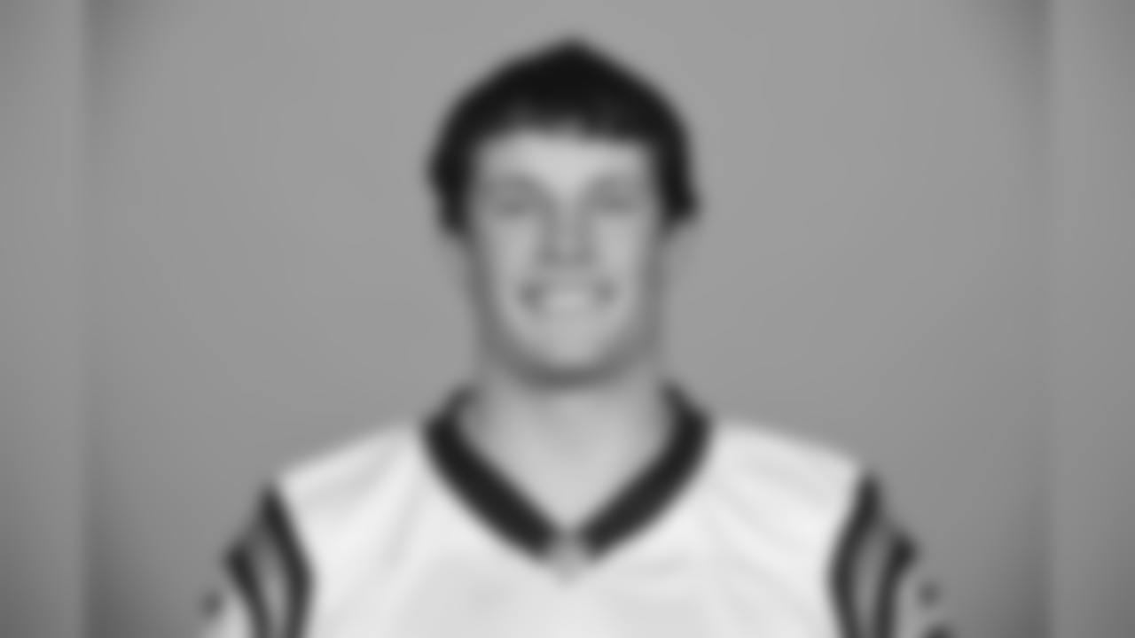 LB Luke Kuechly