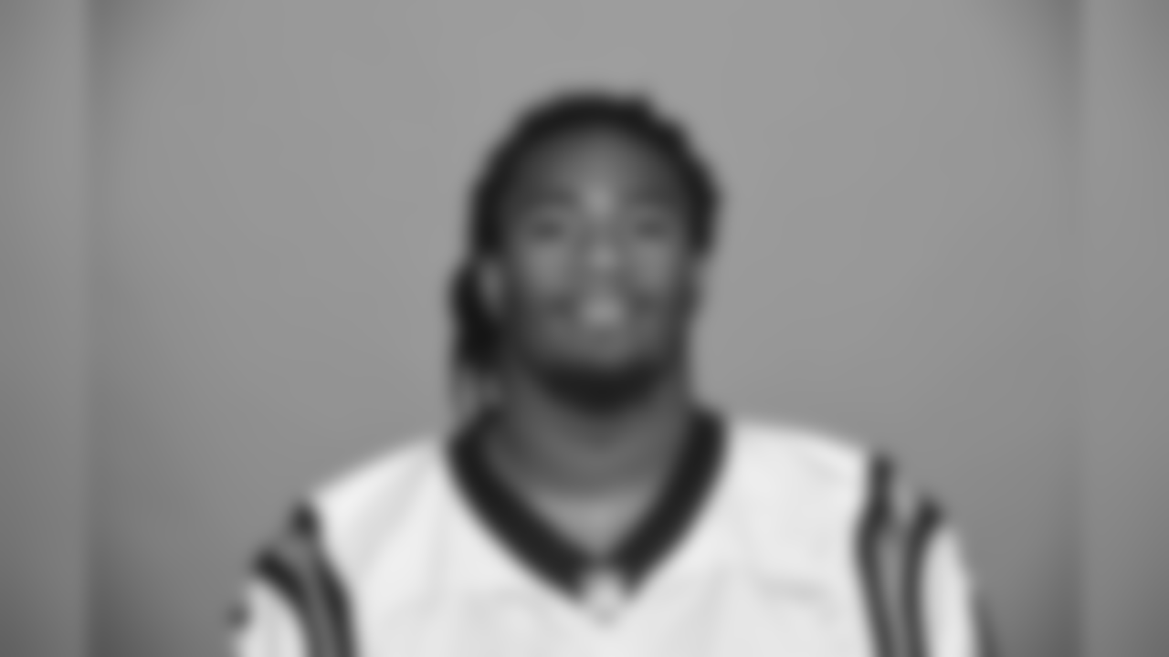 LB Shaq Thompson