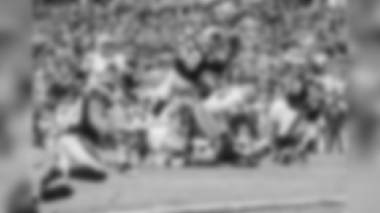 LB Thomas Davis