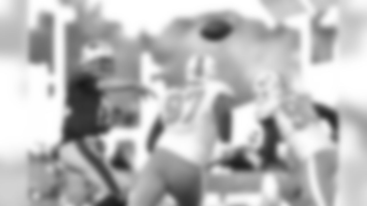 20171126_dolphins_nordstrom504.jpg