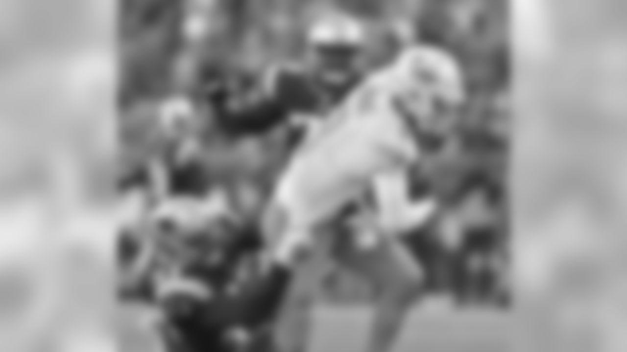 20171126_dolphins_nordstrom519.jpg