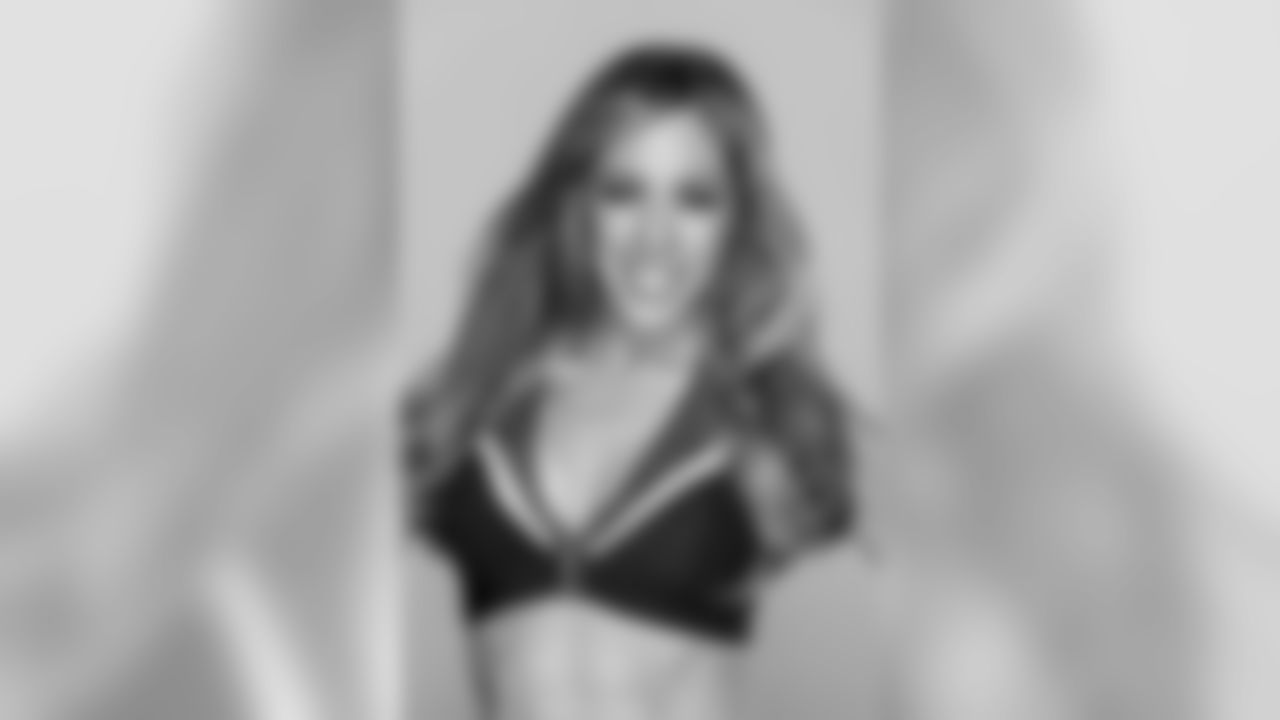 ashley-shultz-rookie-watermarked.jpg