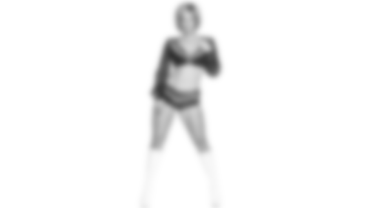 cheer-full_0023_courtney-l-watermarked.jpg