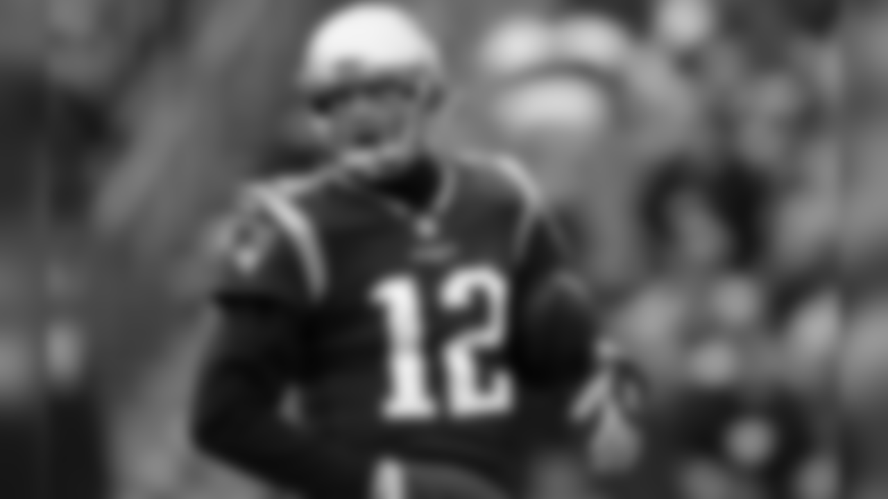 Tom Brady - Closing out what many expect to be his third MVP season, Brady hasn't exactly lit things up down the stretch. Dealing with Achilles and left shoulder injuries, he missed practice on Wednesday. He's thrown an interception in five straight games. There is no better bad-weather passer and Brady will be looking to heat things up heading into the playoffs with a precision passing performance against New York in frigid Foxborough.(AP Photo/Charles Krupa)