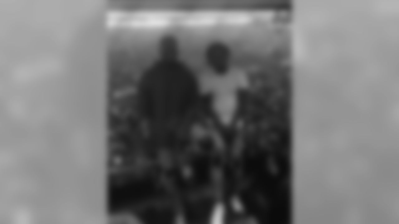 20171030-johnson-bademosi-instagram.jpg