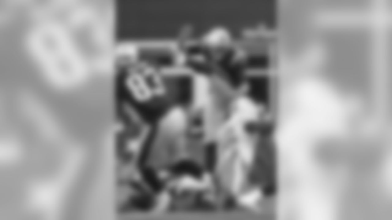 20171126_dolphins_nordstrom517.jpg