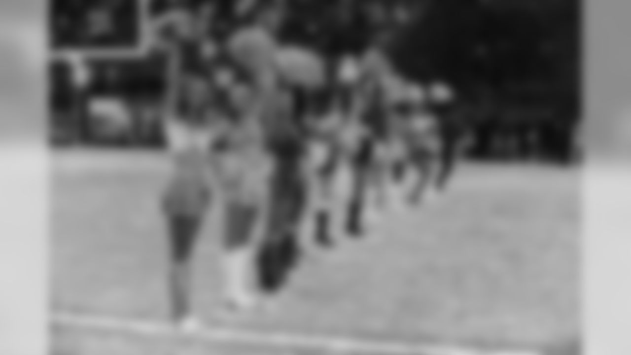 tt101809_jm1644-nfl_large_580_10001-watermarked.jpg