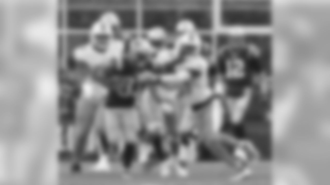 20171126_dolphins_nordstrom496.jpg