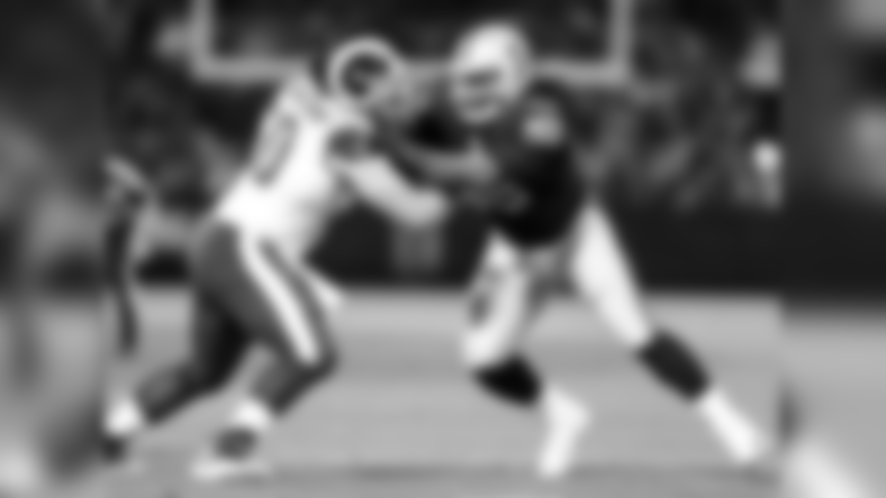 DL Denico Autry