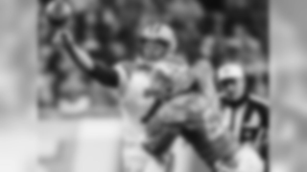 Duane Burleson/Associated Press